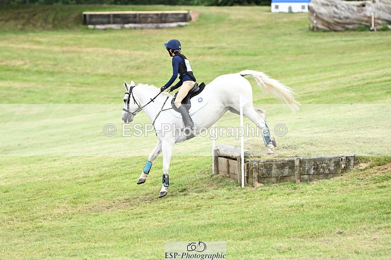 240825X-142212-34984 - 80cm XC 14.30 to 15.30