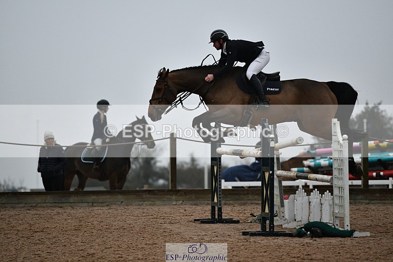 241102A-153954-06252 - SAT Cls 12 1.15m Members Cup