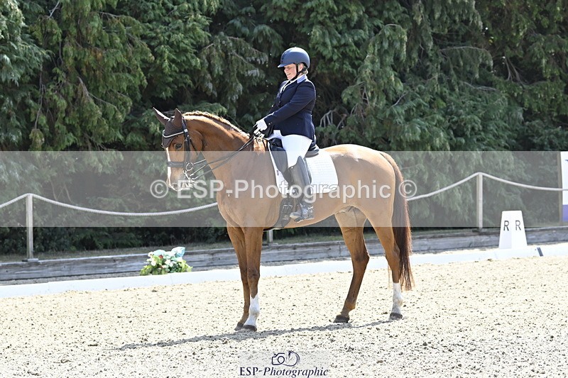 250810A-115716-05598 - 107-Sophie.DickinsonFurst.Ricci