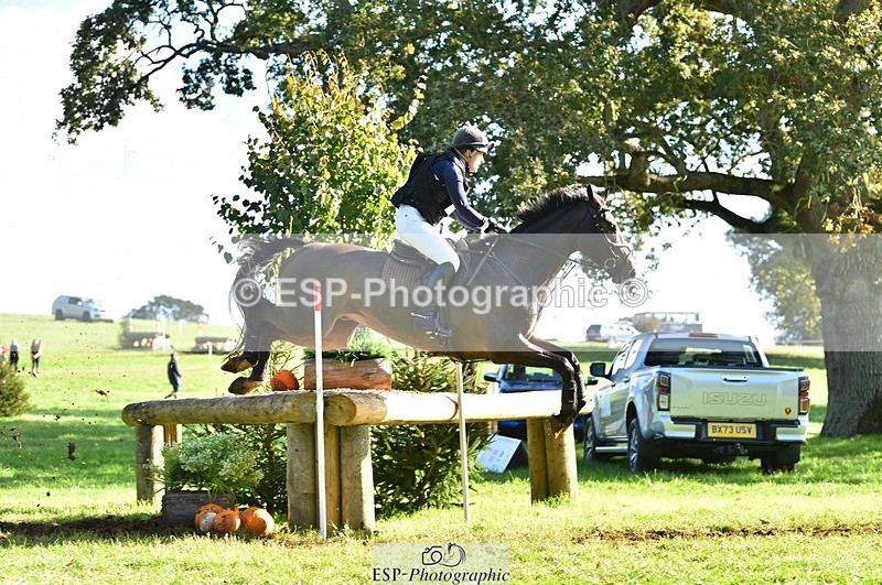 231022-113626-26081 - 255-CLOUDBERRY.BLUE-Isabelle.Downes-XC