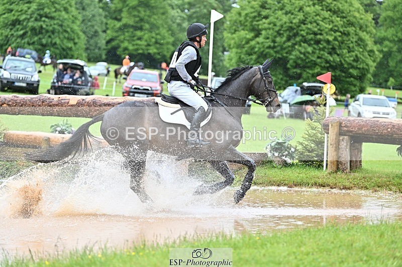 240526-143453-24082 - 507-DASSETT_ROCK_STAR-Tom_D_Crisp