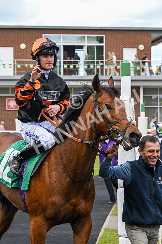 160526-Race 1-Dees Funny Girl-9266 - Race 1 1.52pm Marion Gibson Brown Memorial - Irish EBF Restricted Maiden Fillies' Stakes  (Div I)