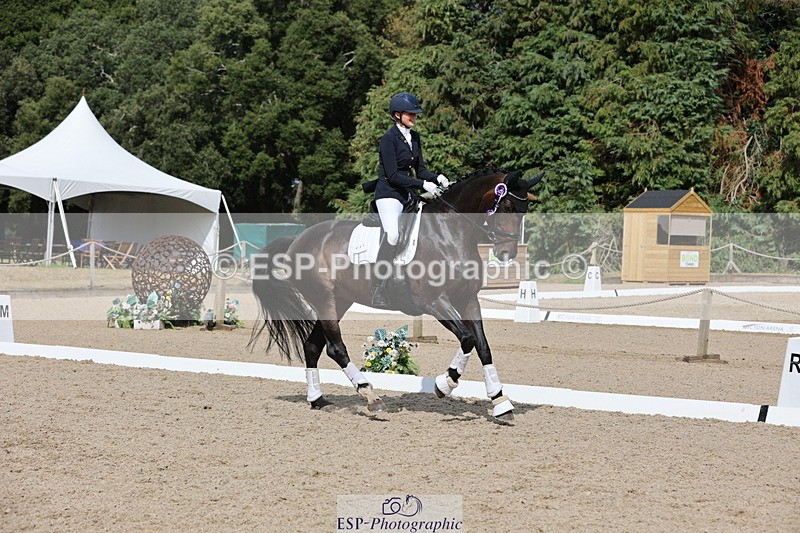 250809A-155502-04676 - Elementary SILVER Presentations