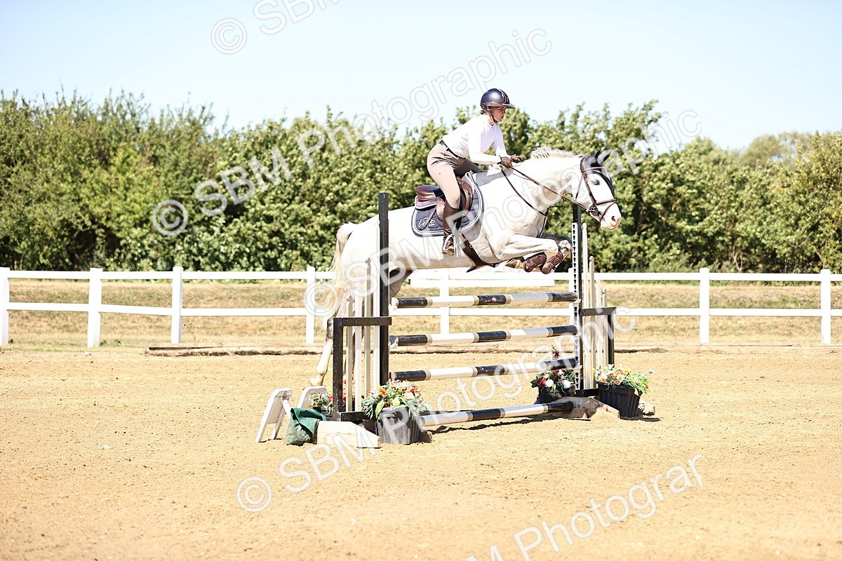 SBM_015051 - Class 16 - Senior foxhunter - 1.20m Open