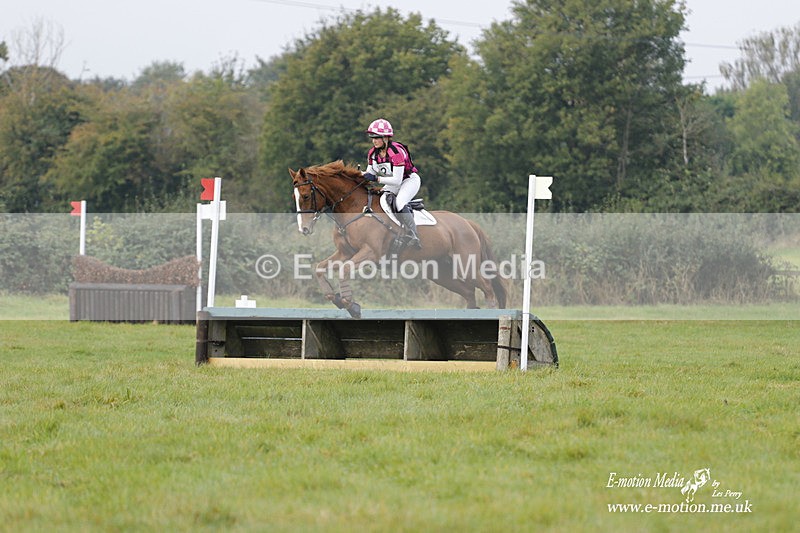  WWHT 171021 1034 - Open Novice (0.80m)  17/10/21