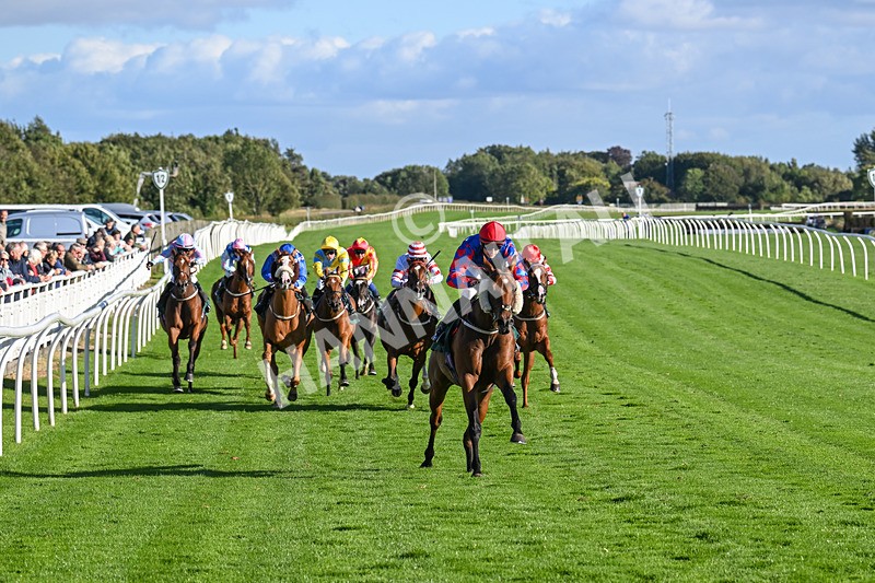 100924-Race 6-Half Moon Rising-0571