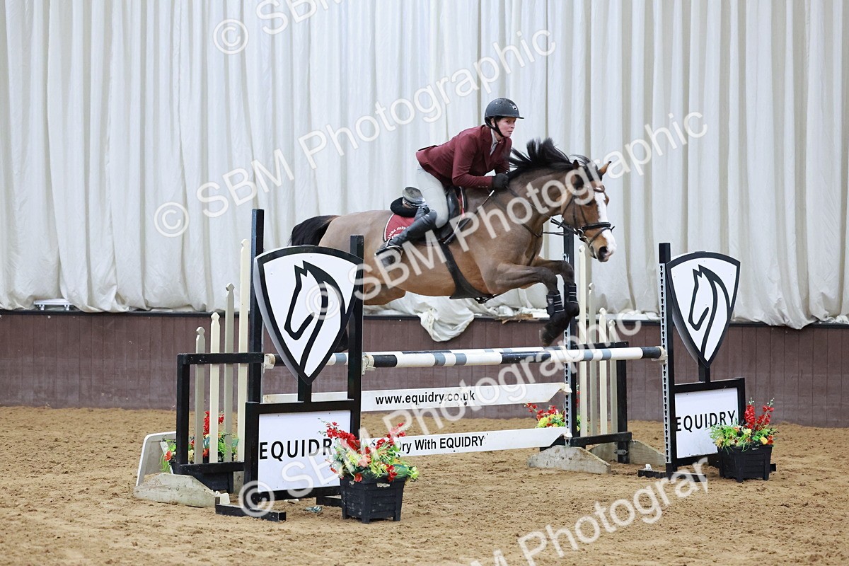 SBM_007760 - Class 24 - Nupafeed Supplements Senior Discovery/ 1m Open