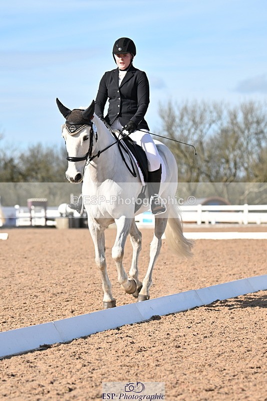 240324A-151026-04430 - Novice 27, 14.30 to 15.25