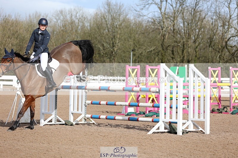 240223A-112916-00870 - Cls 4 Snr 1.05m Open