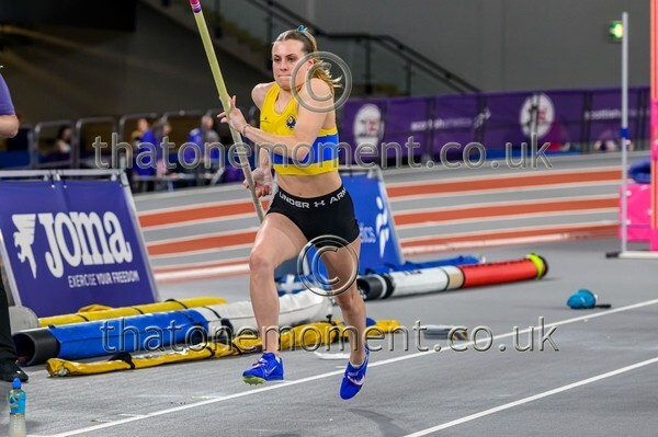 SenInd26-916636 - Field Female Set One