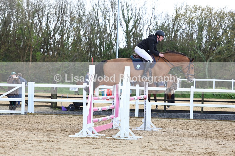 3E7A1477 - Class 6: Senior 1.05m