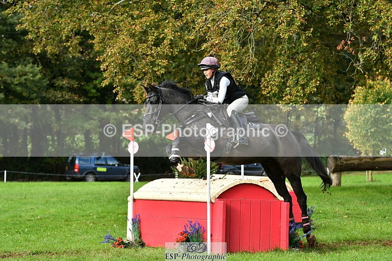 251025A-112012-18740 - E-393-Saskia.Rioux