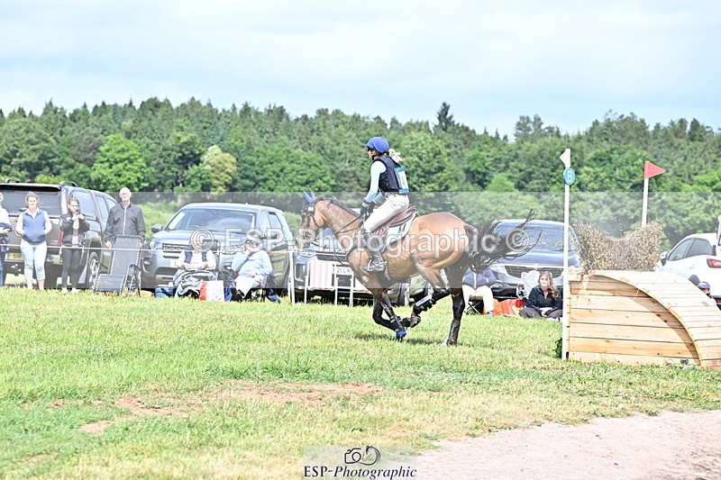 250525A-134805-16332 - D-455-Sarah.Clark-CASALLIA.S