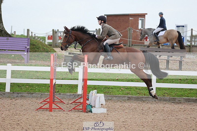 241101A-083046-00261 - FRI Cls 2 British Novice and 90cm Open