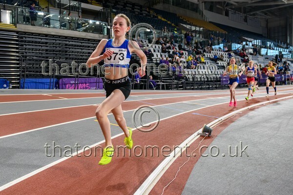 AgeInd25SAT-922691 - Track Female Set Two