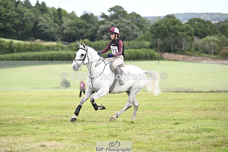 240825X-114959-32626 - 70cm XC 11.00 to 12.00