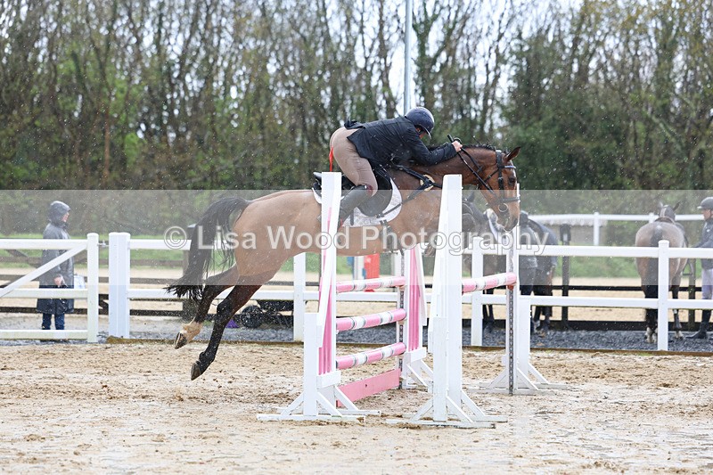 3E7A1586 - Class 6: Senior 1.05m