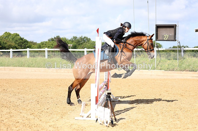 3E7A2732 - Class 2: 70cm Juniors and Seniors