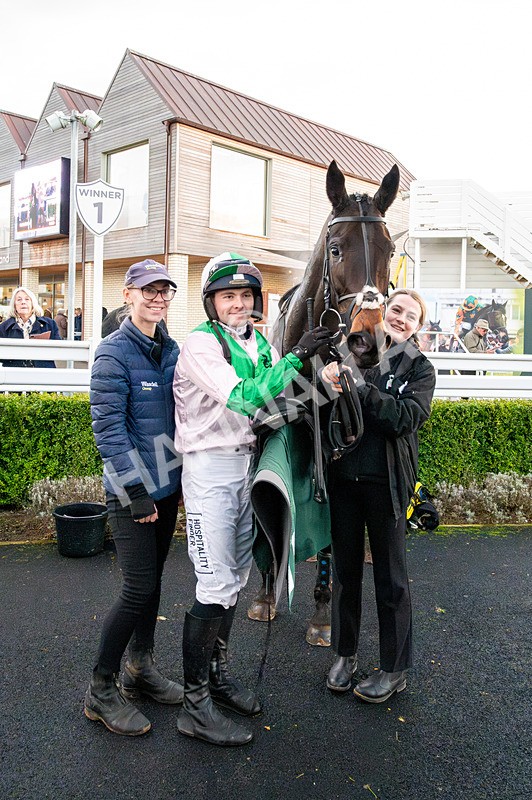 191223-Race 7-Wilful-4832 - Race 7