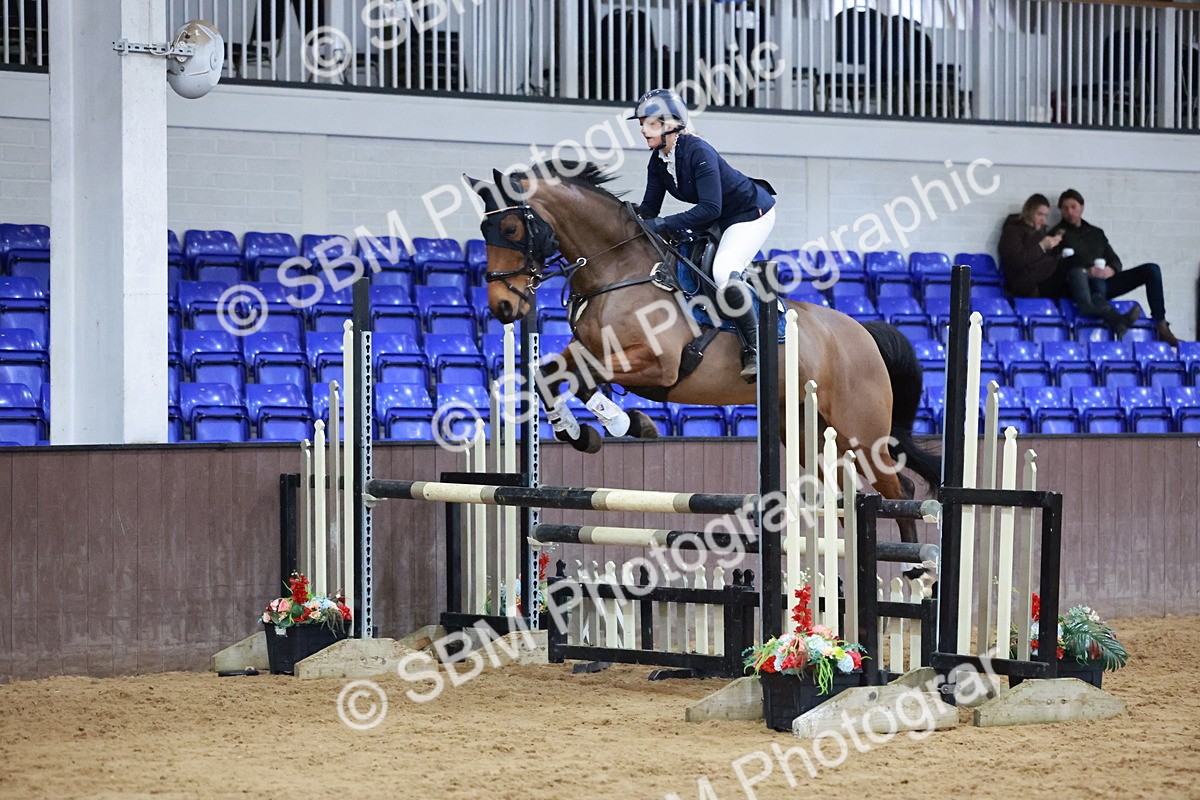 SBM_007468 - Class 24 - Nupafeed Supplements Senior Discovery/ 1m Open