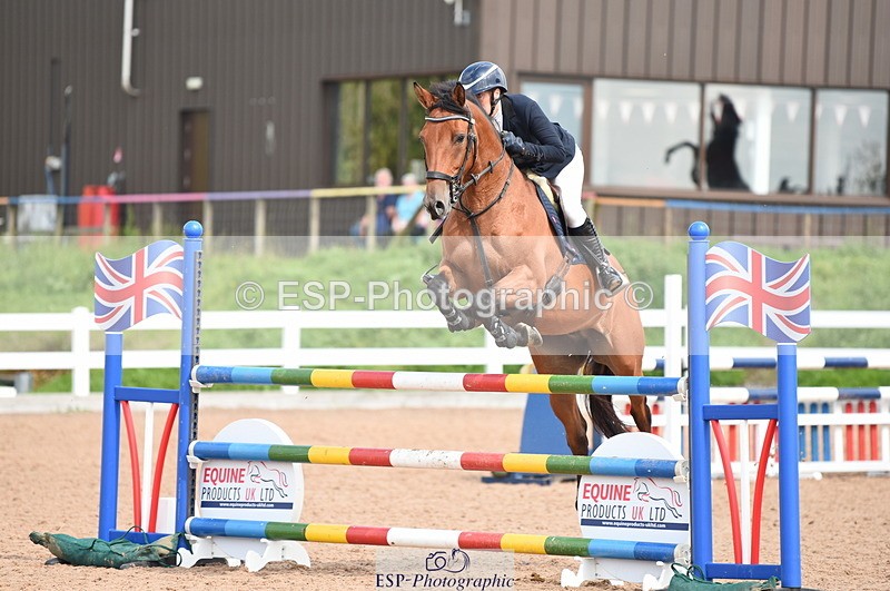 230902A-123928-01082 - Cls 9 1.10m Amateur Quali