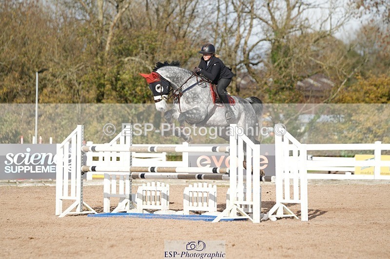 251108-132952-02733 - Cls 13 Foxhunter and 1.20m Open
