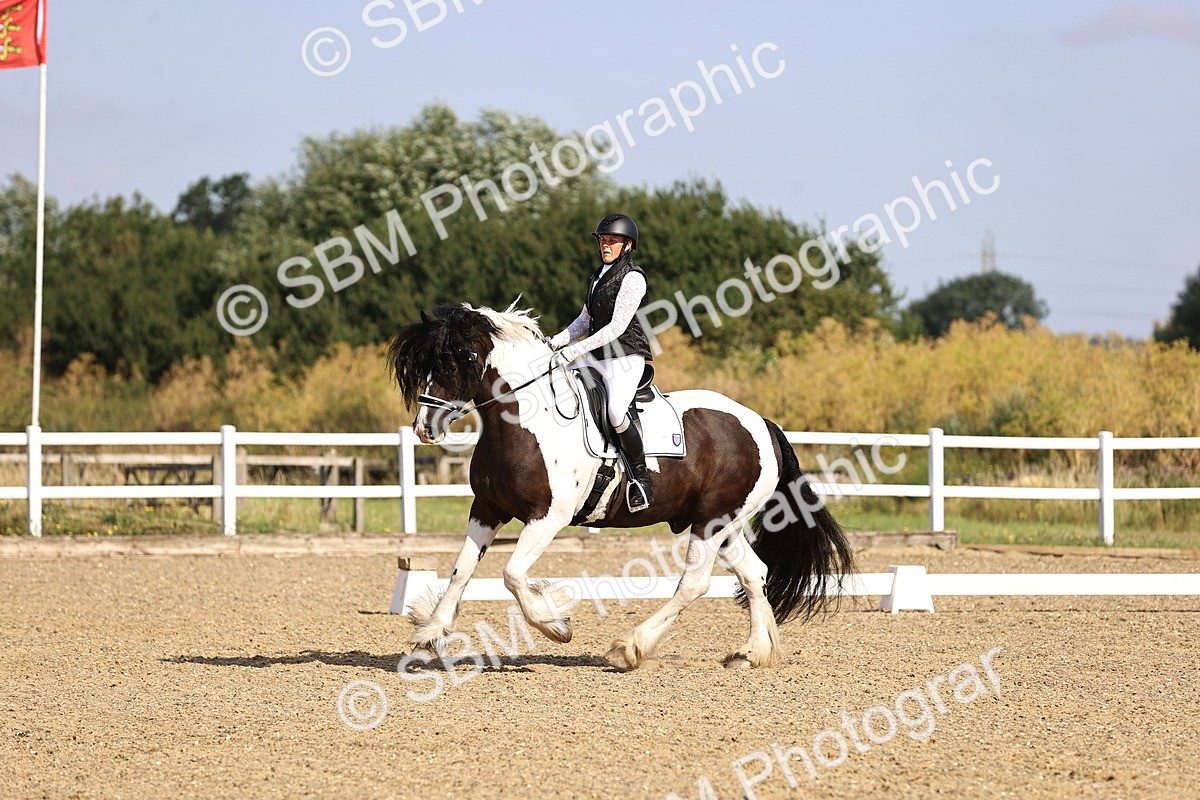 SBM_008634 - Novice 5 - 08.30-9.33