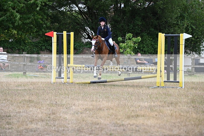 WJ6_0765 - Class 14 Intermediate Jumping 75cm