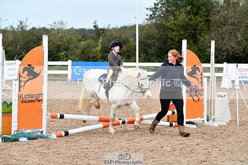 241013B-085052-00042 - Cls 1 Clear Round