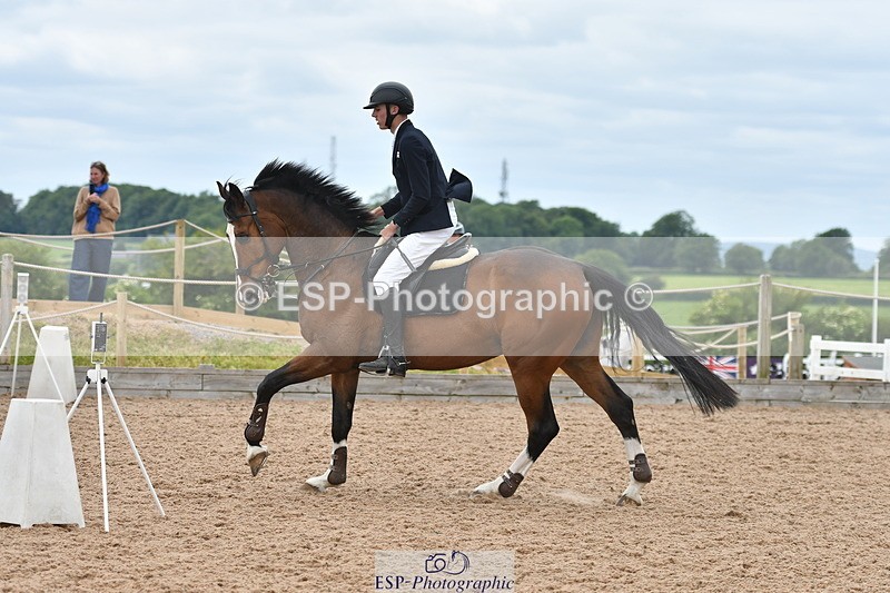 240609A-144009-06274 - Cls 19 Snr Foxhunter and 1.20m Open