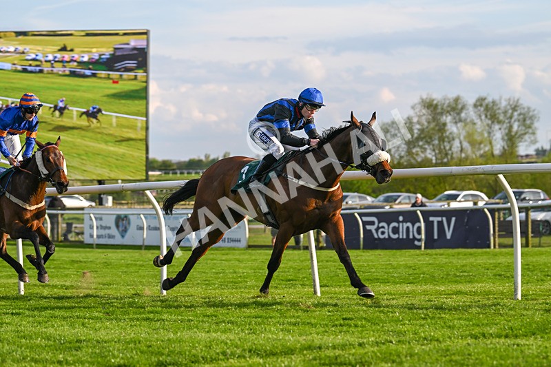 300424-Race 3-Ney-2691 - Race 3