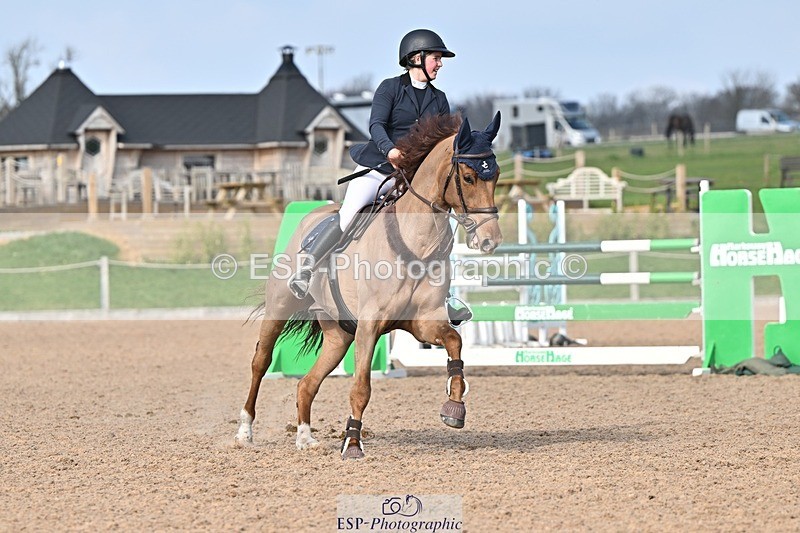 250326-145108-01266 - Cls 6 Foxhunter and 1.20m