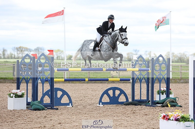 240419A-122158-07186 - Cls 6, 2 Star Medium Tour 1.35m