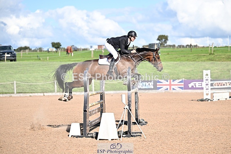 250924-140843-00534 - Cls 6 Foxhunter and 1.20m Open