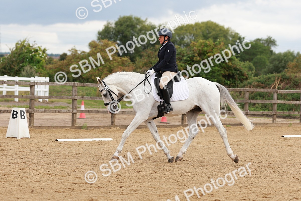 SBM_002724 - Novice 2