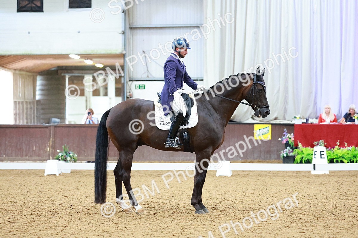 SBM_007806 - Class 9 - FEI INT II - 16.54.17.57