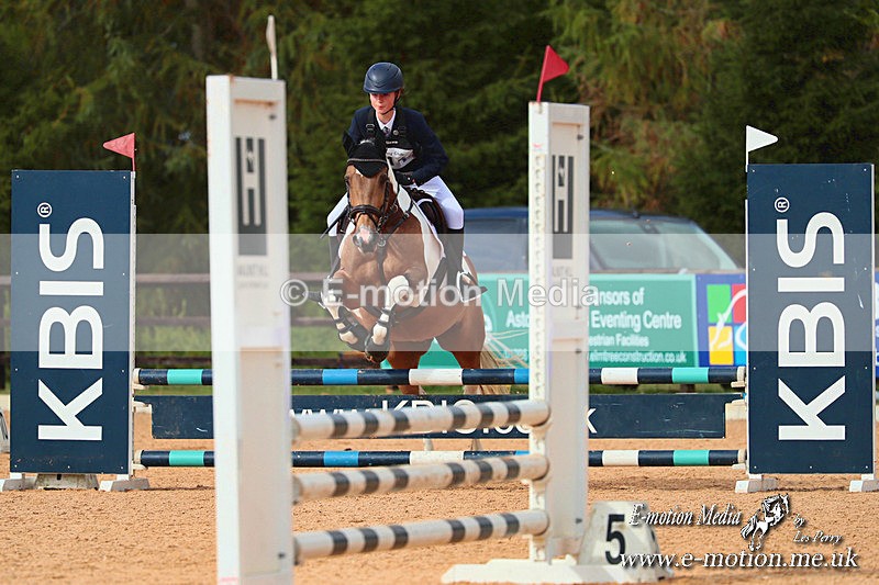 PCSJ 300825 743a - Equestrian