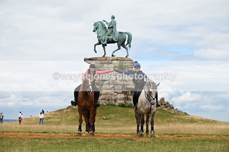 DSC_6762 - Time at Statue 12:45 to 13:15