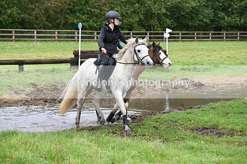 WJ6_6207 - Time at Photographer 12:41 to 13:05