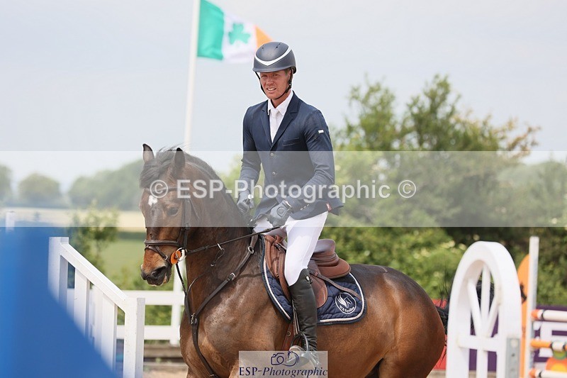 250523-120852-01196 - Cls 09 A&B  Snr Disc & 1.00m Open