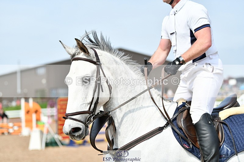 240511A-153444-14161 - Cls 25 British Novice and 90cm Open