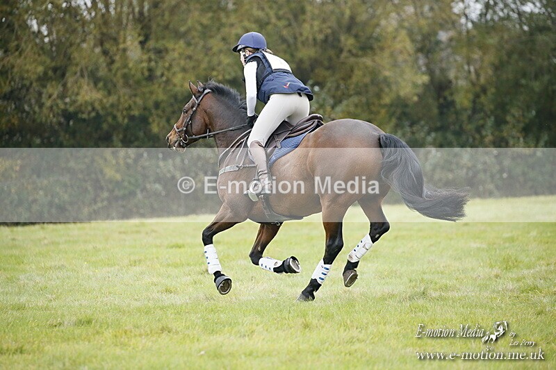 WWHT 181020 WWHT 181020 1654 - WWEC Open (1.00m)  18/10/20