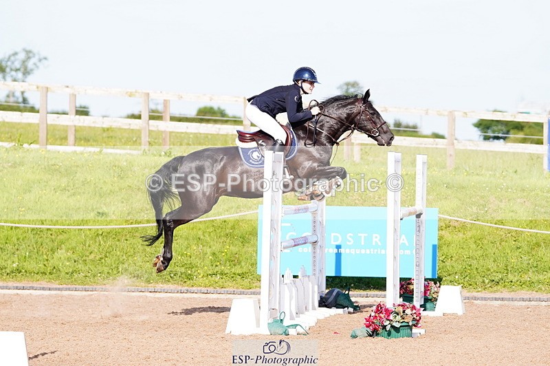 240629A-175914-08557 - Cls 11 Pony Showjumper of the Year