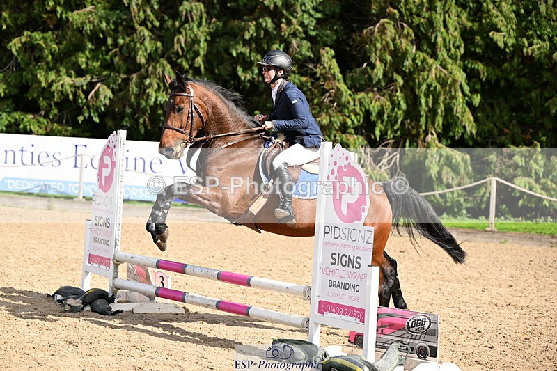 251004A-142133-01503 - Classes 6 & 7 60cm