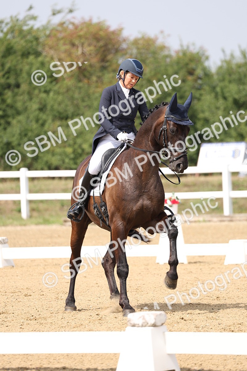 SBM_007315 - Class 9 - FEI INT I - 13.37-14.33