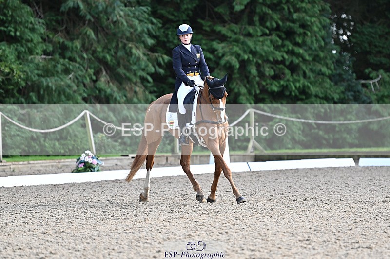 241023-154811-00772 - 010-Julia.Norman-SCOTCH.ON.THE.ROCK'Z