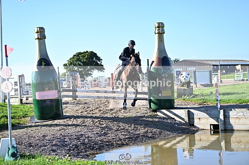 240914A-170220-08411 - Cls 19-S Snr 1.10m Open Speed Derby