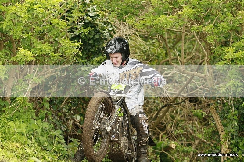 TR 060512-143 - Petit Bot - 06/05/12