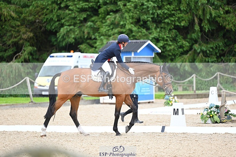 240524-114249-09001 - 520-LONDON_52-Laura_Collett