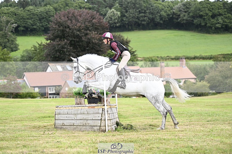 240825X-115002-32629 - 70cm XC 11.00 to 12.00